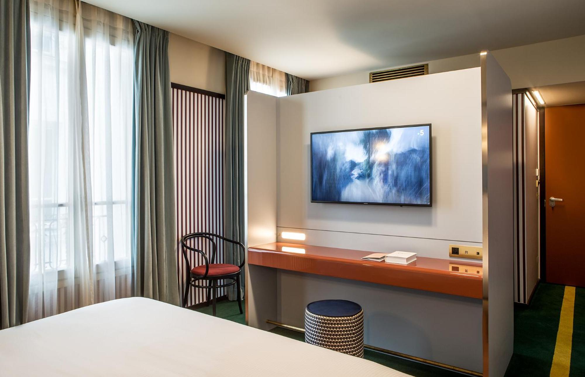 Hôtel du Rond-point des Champs-Élysées - Esprit de France Parigi Esterno foto